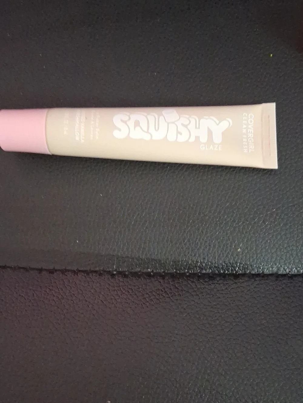 COVERGIRL Squishy Glaze Lip Gloss Choice Of One - Cream, Mauve, Coral, Pink